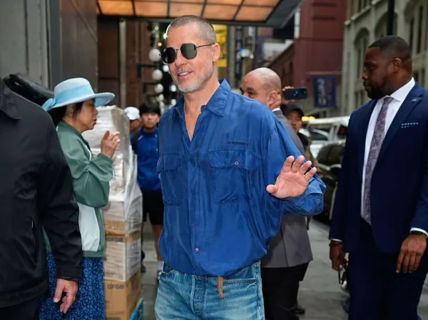 Πορτρέτο του Brad Pitt από τον επίσημο λογαριασμό του στο Instagram για το άρθρο σχετικά με τον Tom Cruise.