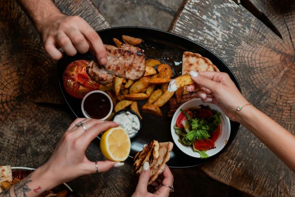 5 snacks που μπορείς να φτιάξεις σε χρόνο dt για να γλείφουν όλοι τα δάχτυλά τους