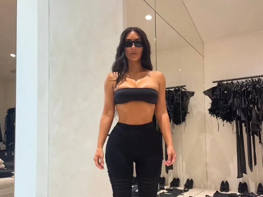 Η Kim Kardashian στα 12α γενέθλια της North West σε πολυτελές γιοτ στο Μεξικό.
