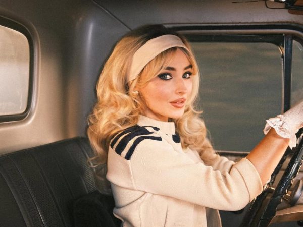 Ένα «Ω boy» ήταν αρκετό: Η Sabrina Carpenter μόλις πυροδότησε τον πανικό για νέο album