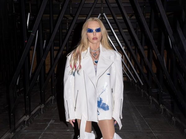 Τι φόρεσαν οι stars στη σκηνή των Mad VMA 2025 από την ΔΕΗ και το χρώμα που κυριάρχησε