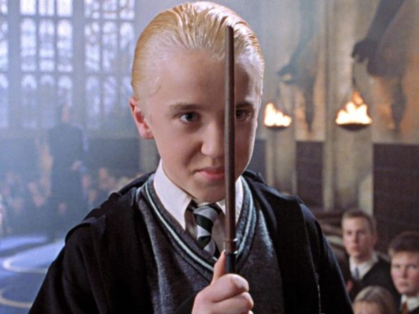 «Draco is back»: Ο Tom Felton ξαναφορά τον μανδύα του Draco Malfoy