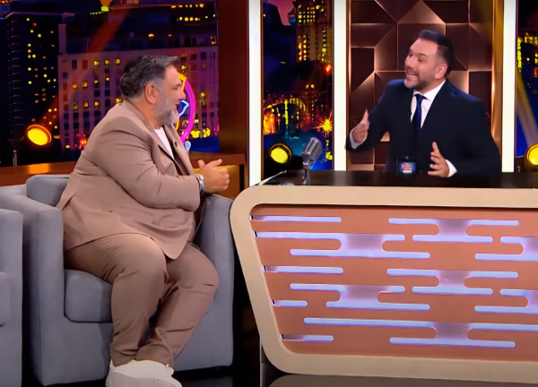 The 2night Show: Το επικό τρέιλερ με τον Γρηγόρη Αρναούτογλου για τα 10 χρόνια