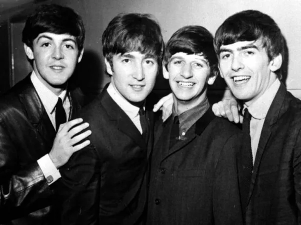 Ο Ringo Starr των Beatles, ο οποίος ζήτησε αλλαγές στο σενάριο των νέων βιογραφικών ταινιών του Sam Mendes.