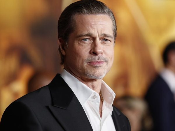 Δες τον Brad Pitt στην πρώτη του διαφήμιση που έκανε μια ολόκληρη γενιά να παραμιλά