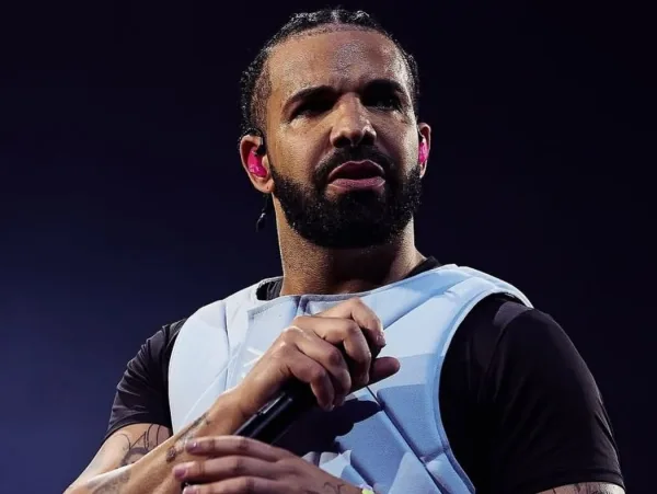 Ο ράπερ Drake σε φωτογραφία από τον προσωπικό του λογαριασμό στο Instagram.