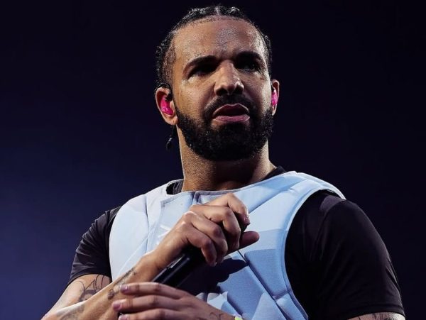 Ο Drake «σπάει» όλα τα ρεκόρ με το «ICEMAN» και γράφει ιστορία στα streaming charts
