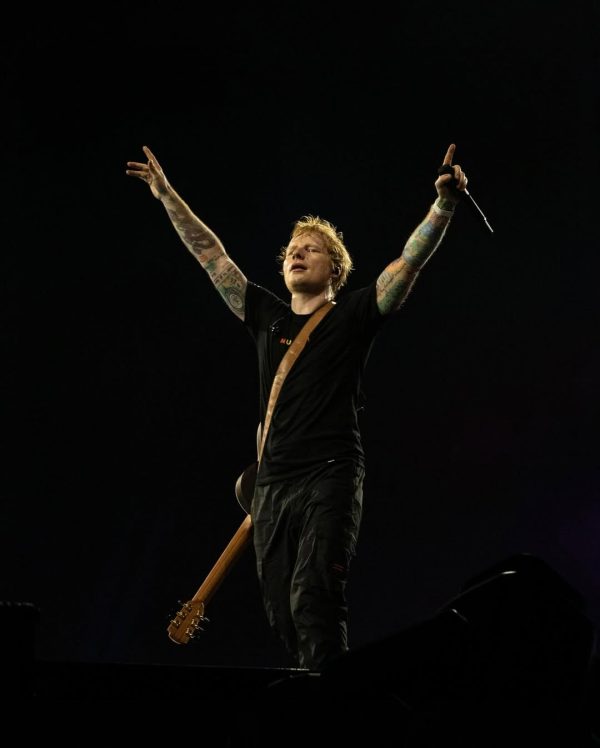 Ed Sheeran: Ξεκαθαρίζει τη θέση του για την απομάκρυνση του Macklemore από την περιοδεία του