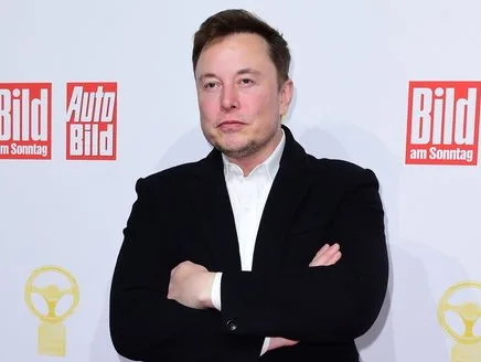 Ο Elon Musk σε φωτογραφία από το ΑΠΕ-ΜΠΕ για την ταινία Artificial σχετικά με τη Silicon Valley.