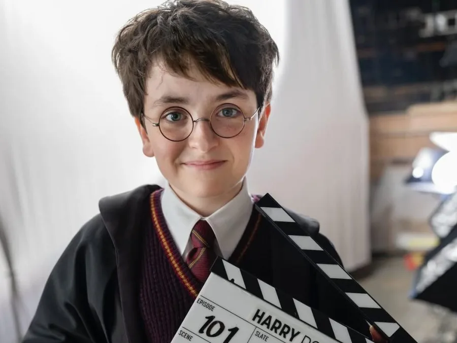 Ο νέος ηθοποιός που ενσαρκώνει τον Harry Potter στην επερχόμενη σειρά του HBO.