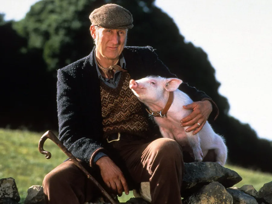 Ο ηθοποιός James Cromwell από την ταινία Babe, η οποία τον ώθησε να γίνει vegan.