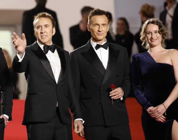 Πορτρέτο του ηθοποιού Julian McMahon, ο οποίος έφυγε από τη ζωή σε ηλικία 56 ετών.