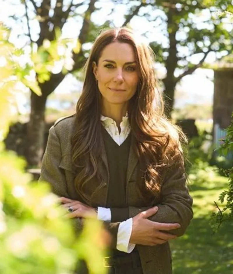 Η Kate Middleton, Πριγκίπισσα της Ουαλίας, σε επίσημη εμφάνιση μετά την περιπέτεια με την υγεία της.
