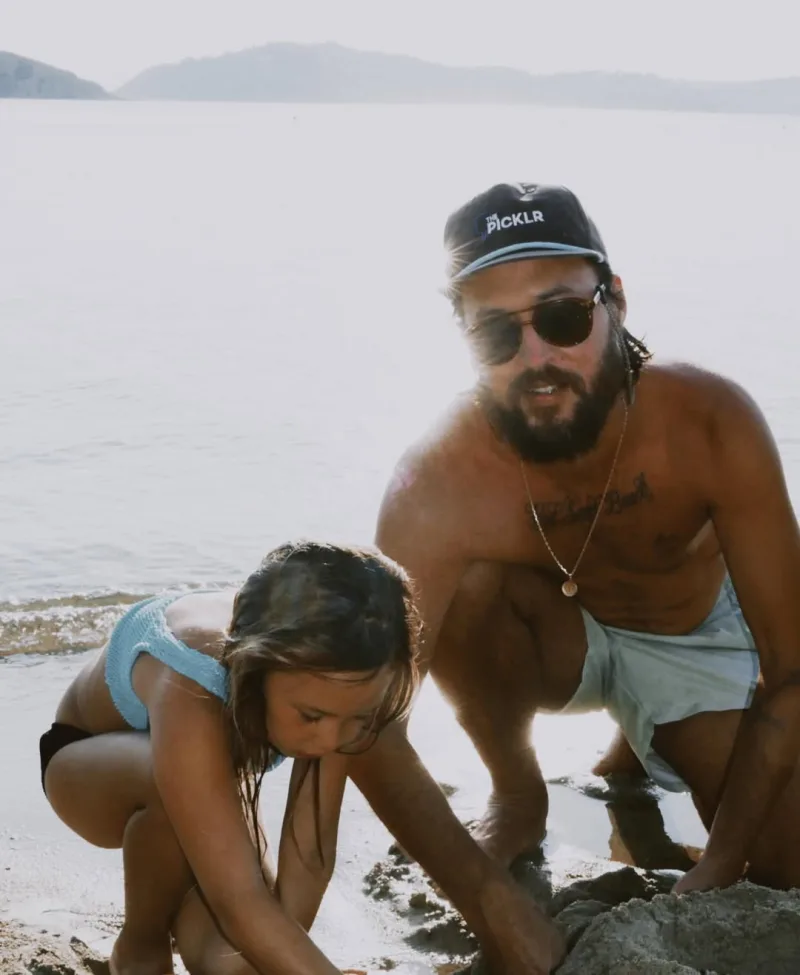 Η ηθοποιός Kate Hudson σε στιγμιότυπο από τις καλοκαιρινές της διακοπές στην Ελλάδα.