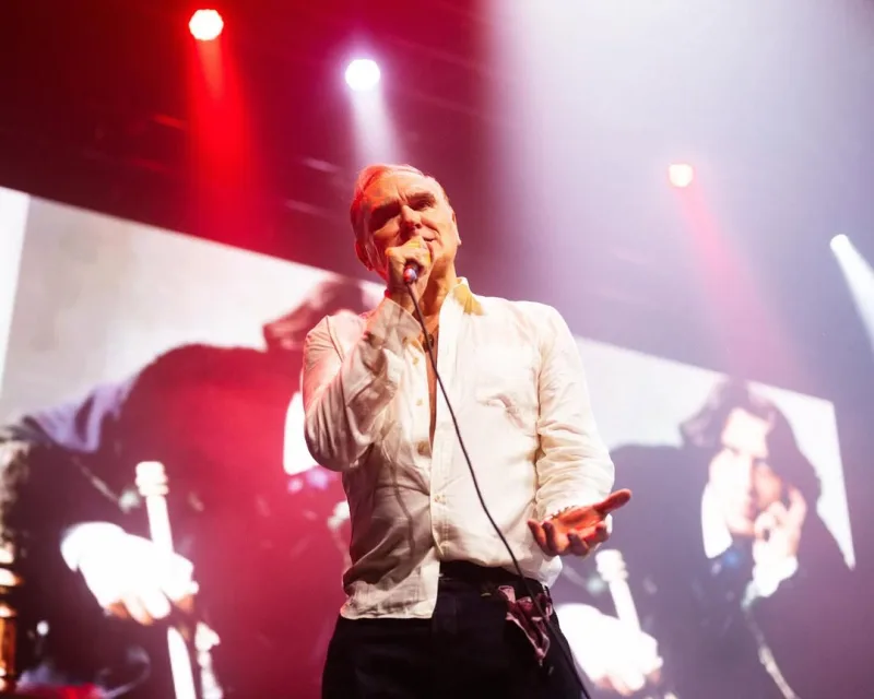 Πορτρέτο του Morrissey από τον επίσημο λογαριασμό του στο Instagram για το Release Athens 2025.