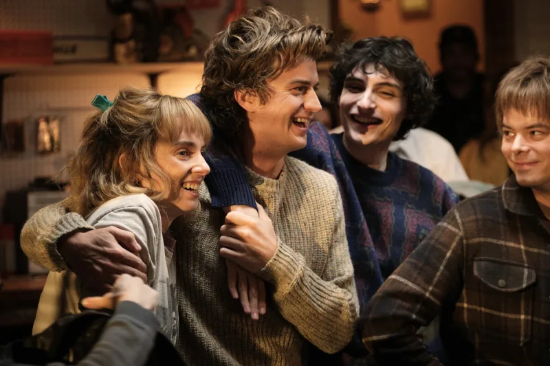 Επίσημο λογότυπο του Netflix για την ανακοίνωση της 5ης σεζόν της σειράς Stranger Things.