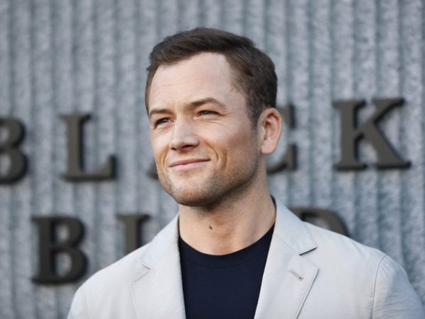 Ο Taron Egerton βάζει τέλος στις φήμες για τον ρόλο του James Bond