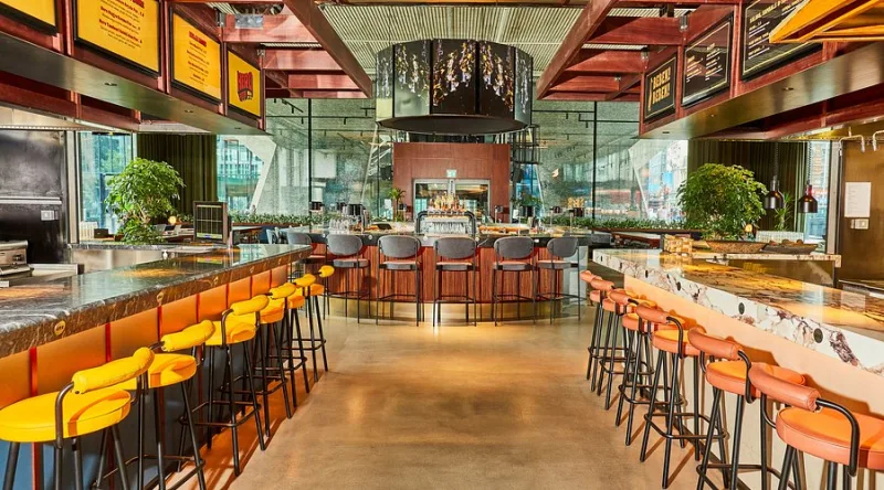 Τα καλύτερα Food Halls του Λονδίνου: Όπου το street food συναντά το στιλ