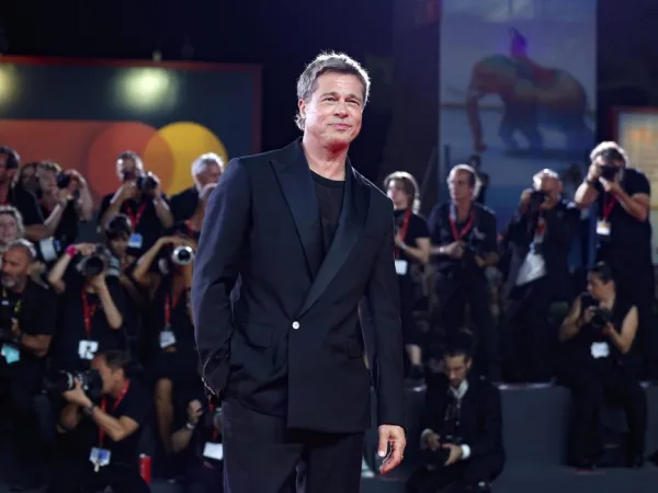 Once Upon a Time in Hollywood: Ο Brad Pitt ξανά Cliff Booth - Φωτογραφίες από τα γυρίσματα