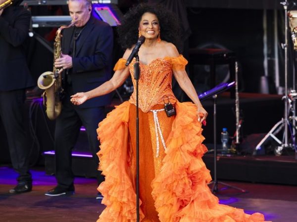 Η Diana Ross στην κορυφή του Billboard λόγω Stranger Things και Candy Crush Saga