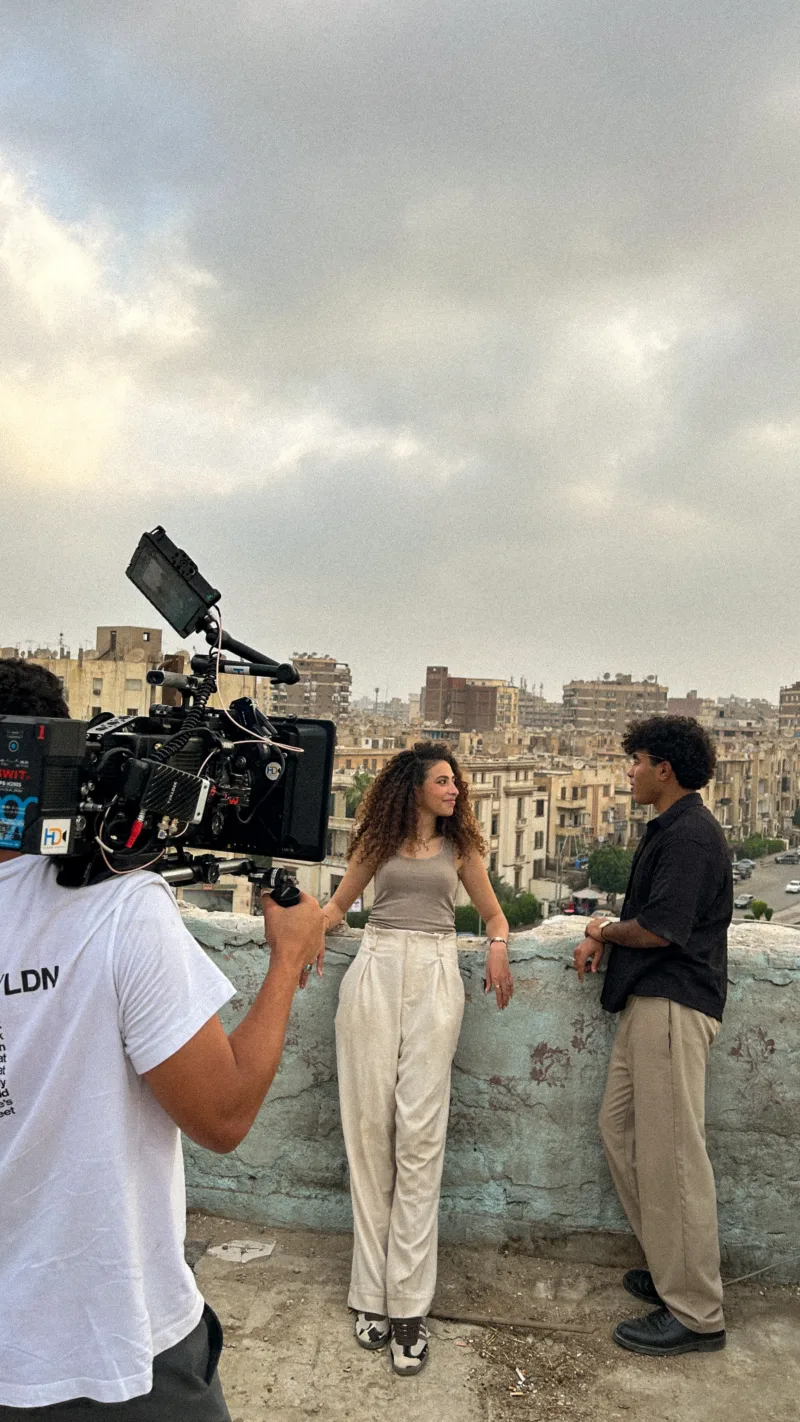 Ο AGapios σε backstage στιγμιότυπο από τα γυρίσματα του video clip του στο Κάιρο.