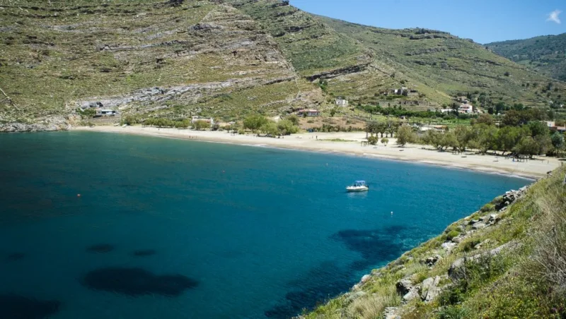 Πανοραμική θέα της Κέας, ιδανικός καλοκαιρινός προορισμός κοντά στην Αθήνα για το Σαββατοκύριακο.