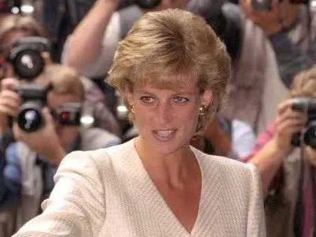 Η πριγκίπισσα Diana σε επίσημη εμφάνιση, η οποία επέλεγε ελληνικό γιαούρτι για το πρωινό της.