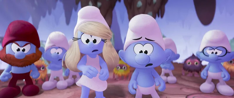 Τα Στρουμφάκια από τη νέα ταινία The Smurfs, τα μπλε πλάσματα που επιστρέφουν στη μεγάλη οθόνη.