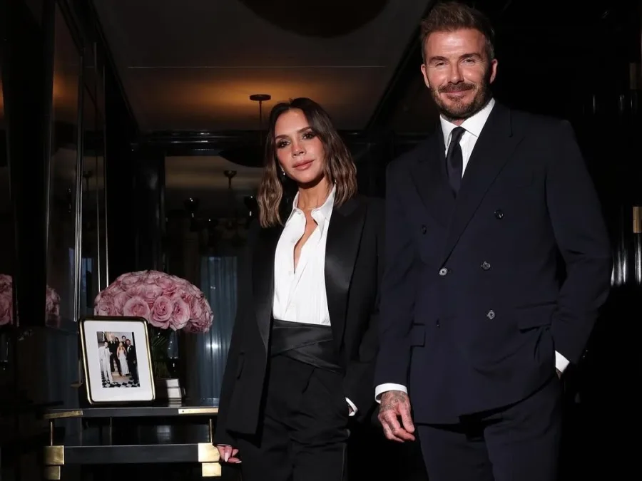 Η Victoria Beckham με την κόρη της Harper σε τρυφερές στιγμές από ανάρτηση στο Instagram για τα γενέθλιά της.