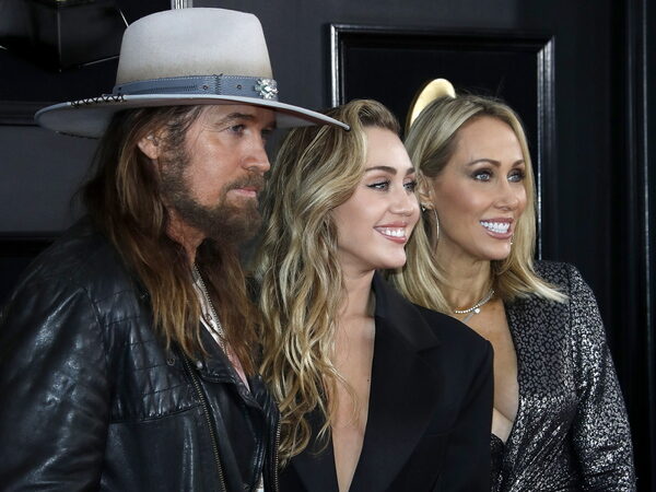 Γιατί η Miley Cyrus λέγεται πλέον απλώς «Miley»; Ο πατέρας της, Billy Ray Cyrus αποκαλύπτει