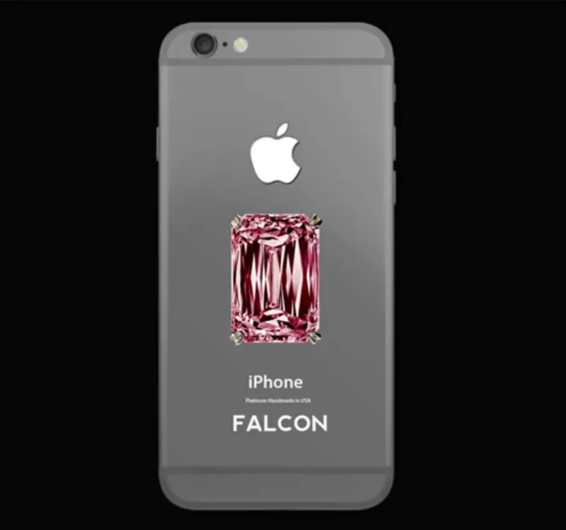 Ένα iPhone Falcon με ένα εντυπωσιακό ροζ διαμάντι, ένα από τα ακριβότερα smartphones στον κόσμο.