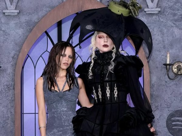 Wednesday: Η Lady Gaga εισβάλει στο Graveyard Gala – Πάρε μια γεύση από το Dead Dance