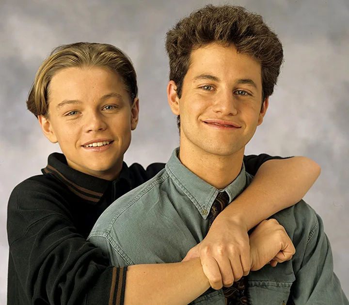 Ο Leonardo DiCaprio και ο Kirk Cameron στη σειρά Growing Pains το 1985.
