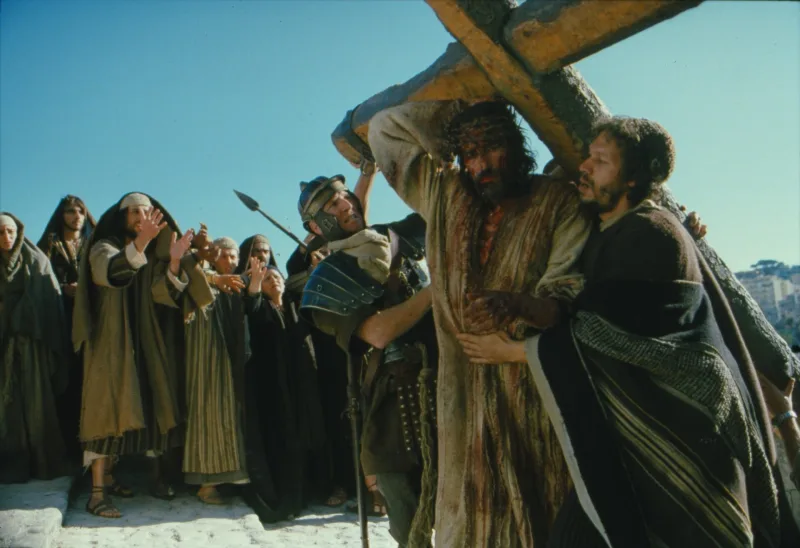 Ο Jim Caviezel ως Ιησούς Χριστός στην ταινία The Passion of the Christ του Mel Gibson.