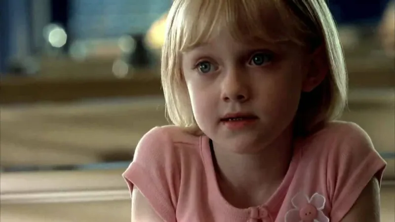 Η Dakota Fanning ως παιδί στην ταινία I Am Sam του 2001.