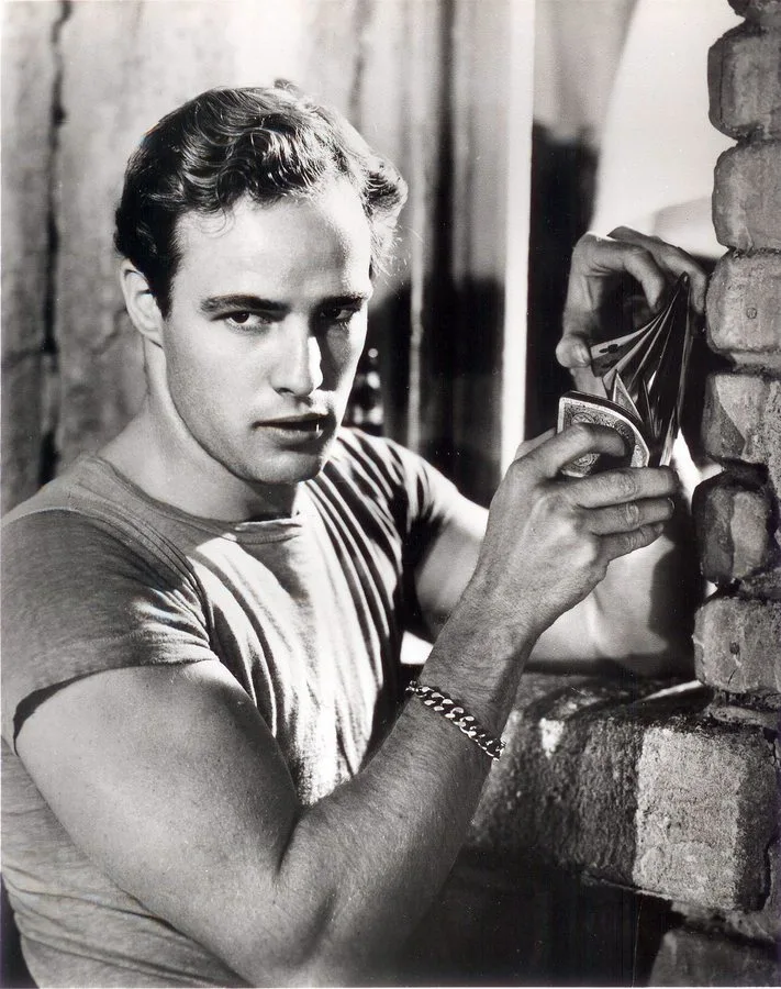 Ο ηθοποιός Billy Zane ως Marlon Brando στην ταινία Waltzing with Brando.