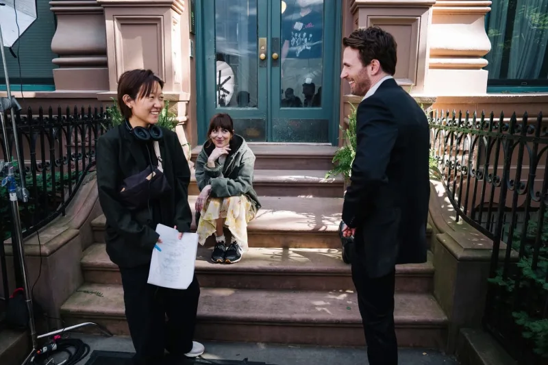 Η Dakota Johnson στην ταινία Materialists της Celine Song.