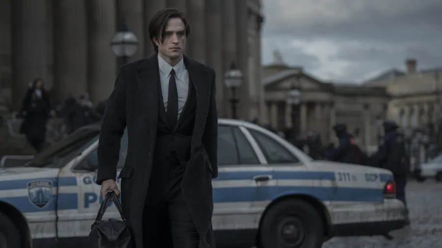 Ο Robert Pattinson ως Bruce Wayne στην ταινία The Batman του 2022.