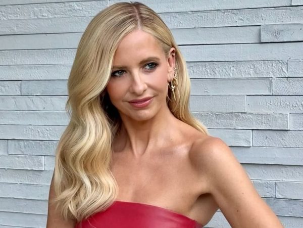 Η Sarah Michelle Gellar «λιώνει» στο γυμναστήριο την Buffy