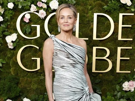 Η ηθοποιός Sharon Stone σε επίσημη εμφάνιση, πρωταγωνίστρια της ταινίας Basic Instinct.