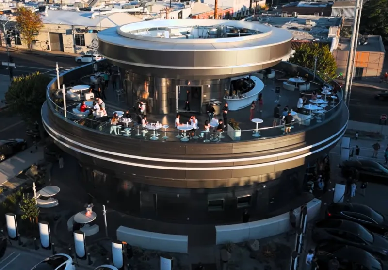 Tesla_Diner_on_Connor_Caine