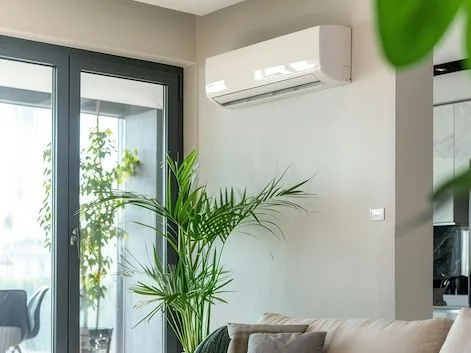 Το κόλπο με το παγάκι που καθαρίζει το Air condition χωρίς κόπο