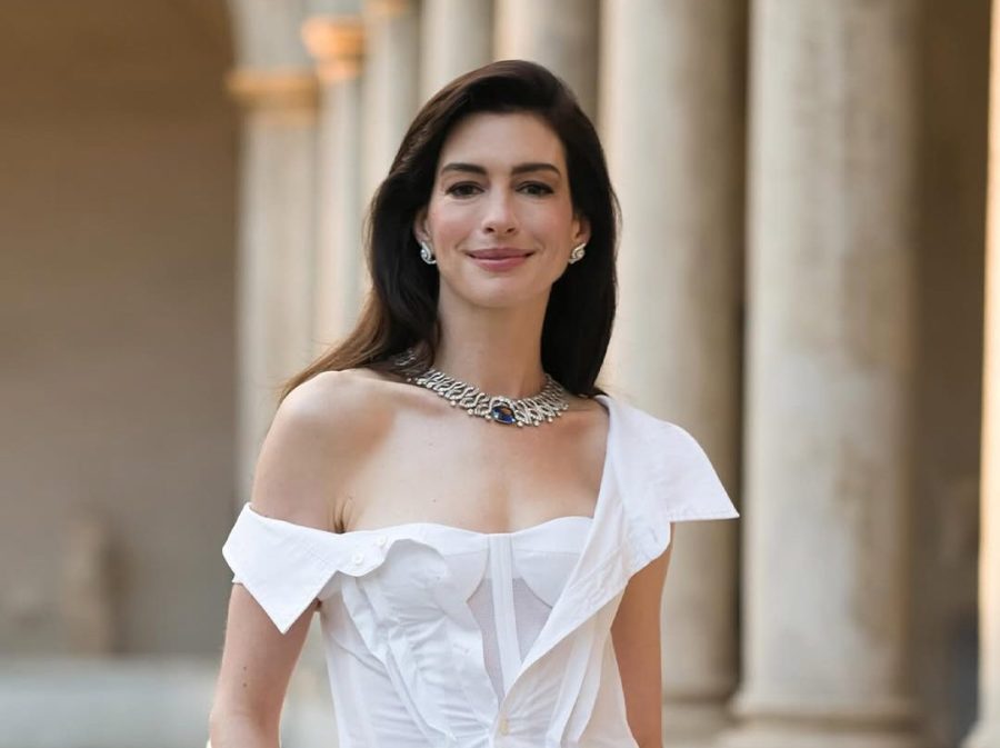 Anne Hathaway: 25 χρόνια μετά θυμάται τη μαγεία του «The Princess Diaries»