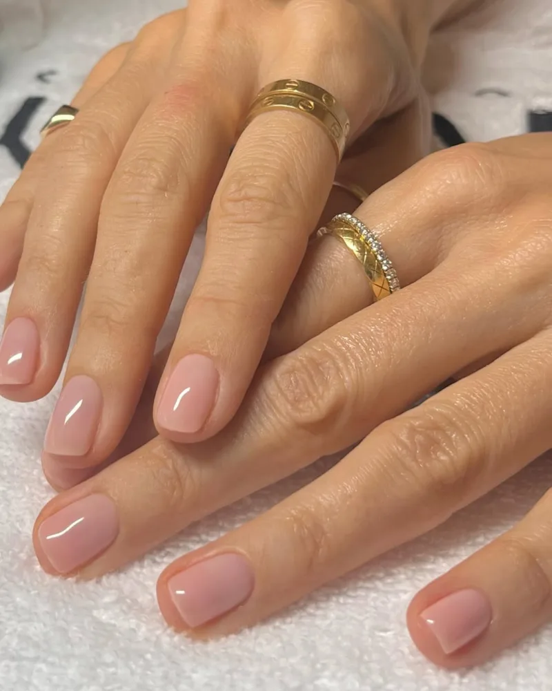 BB Cream nails