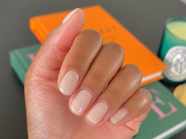 BB Cream Nails: Το νέο trend που φροντίζει τα νύχια σου