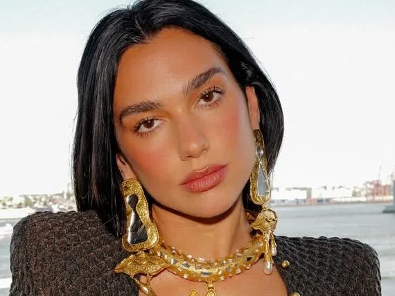Dua Lipa