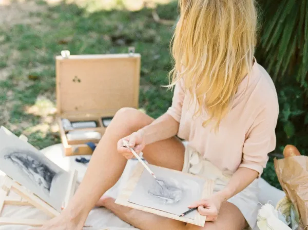 30 λεπτά για σένα: Η ρουτίνα self-care που δεν περιλαμβάνει scrolling και κάνει θαύματα στην ψυχολογία σου
