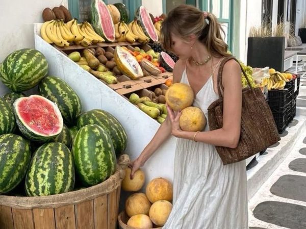 Έτσι θα κόψεις το καρπούζι με 2 κινήσεις
