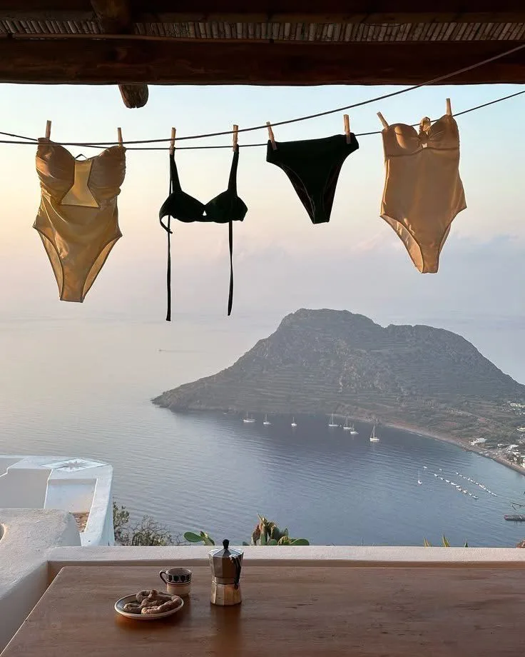Το κόλπο για να στεγνώνει πιο γρήγορα το μαγιό σου χωρίς να κρατάει μυρωδιές