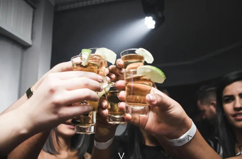 ζώδια party animals